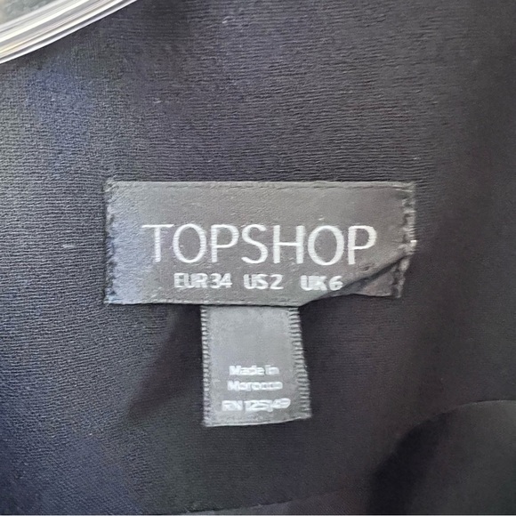 Topshop black crepe crop open blazer - Picture 7 of 8